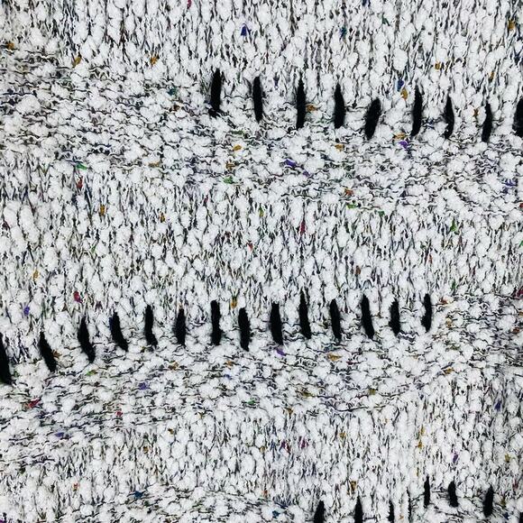 Pol Size Medium Chenille Confetti Popcorn Drop Shoulder Sweater White - Picture 3 of 6